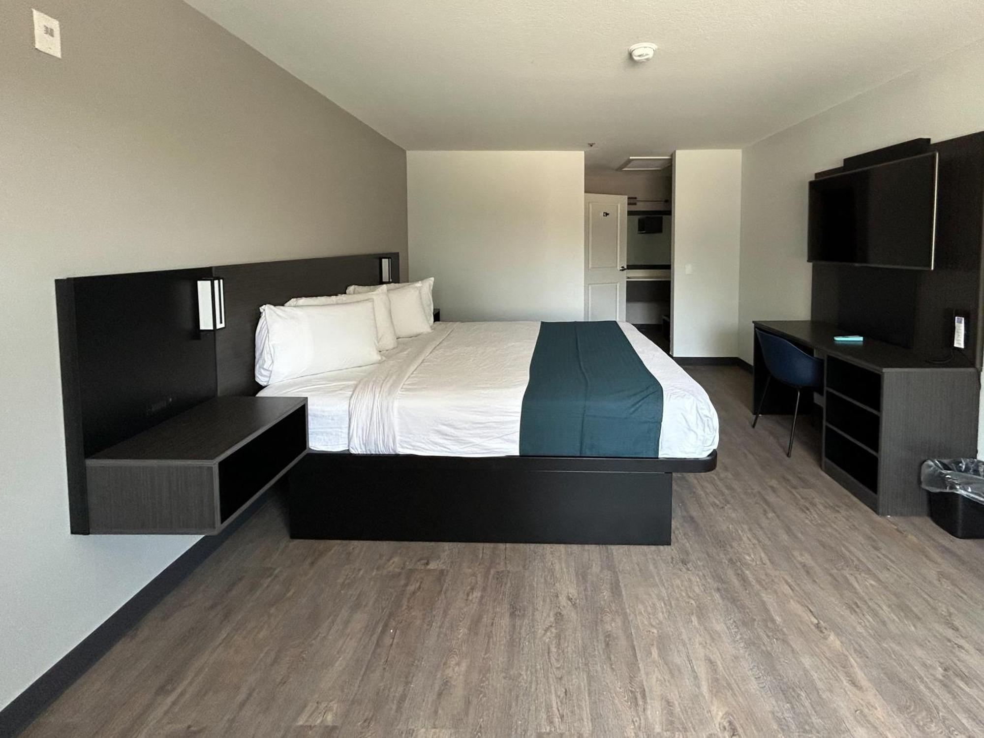 Motel 6 Lake Elsinore, Ca Dış mekan fotoğraf