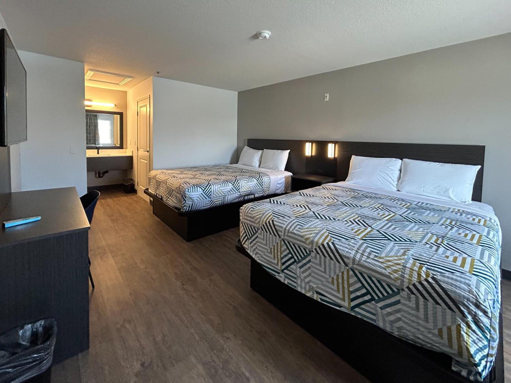 Motel 6 Lake Elsinore, Ca Dış mekan fotoğraf